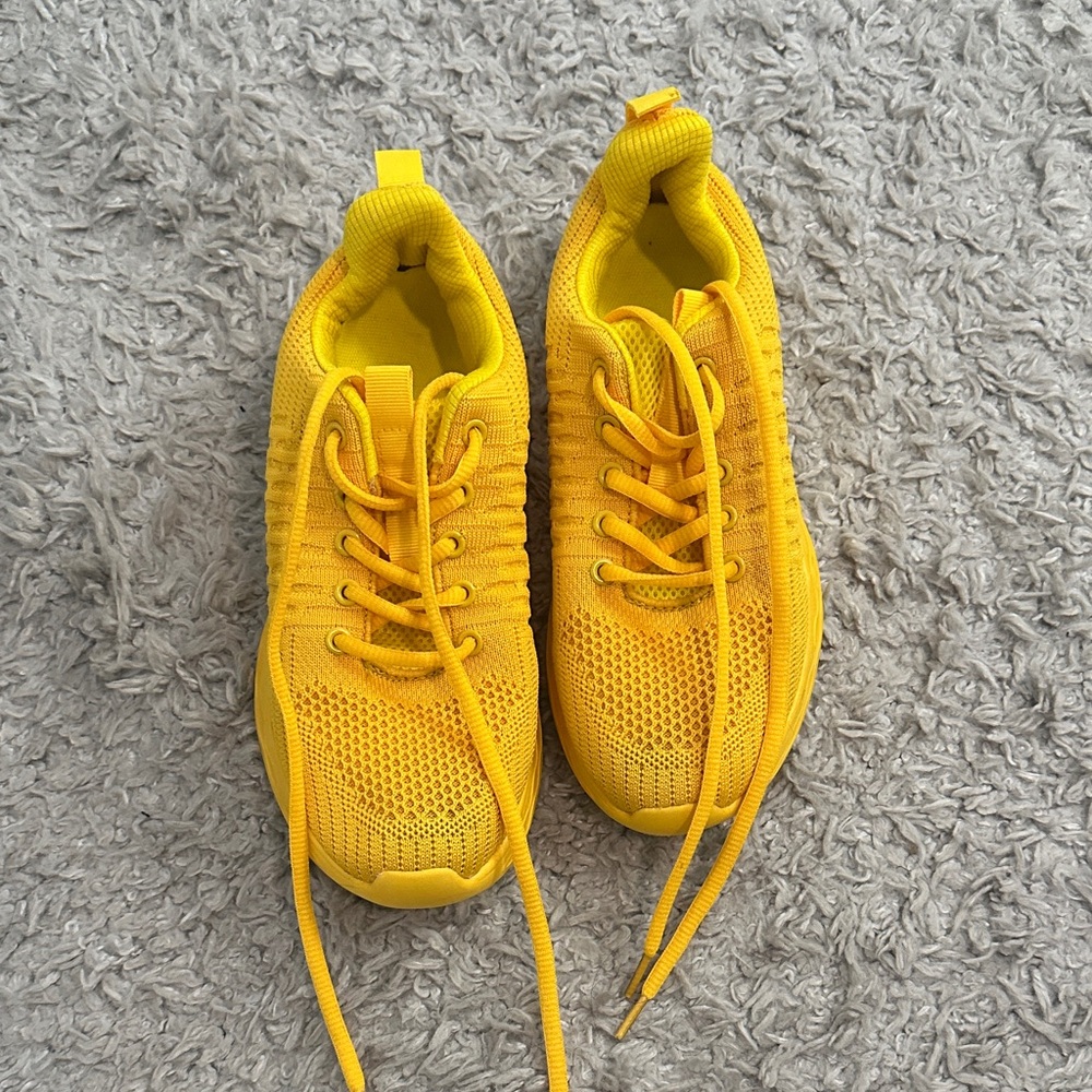 Bright Yellow Running , tennis sneaker